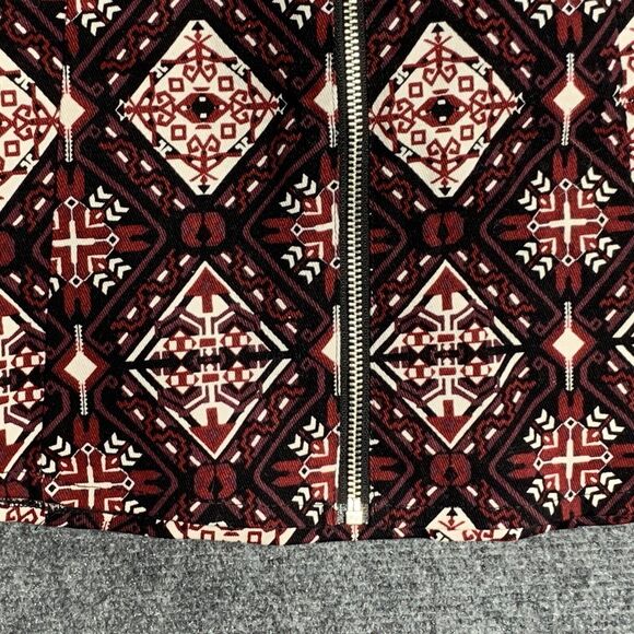 H&M Flare Mini Skirt Pattern Denim With Front Zipper Women 2 Lined - Picture 3 of 15